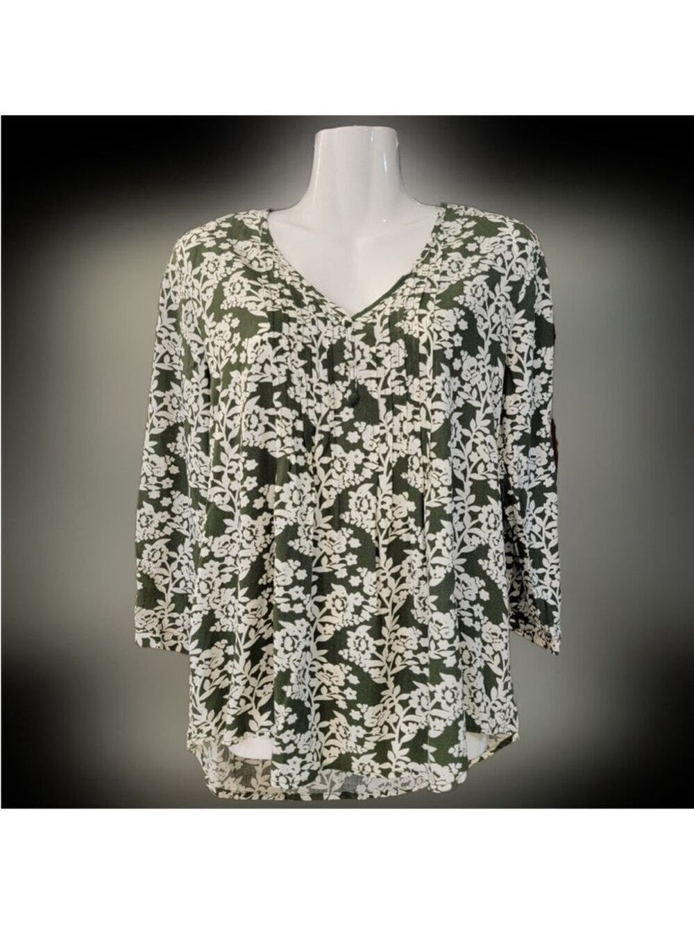 Fun2Fun Green Floral V-Neck Top Boho Flowy Rayon 3/4 Sleeve Small - Picture 9 of 10